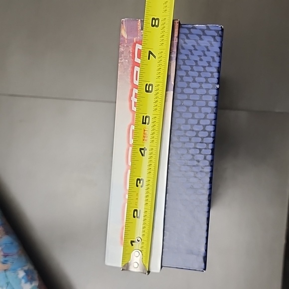 Empty Spider-Man limited edition collector's box - Picture 7 of 9